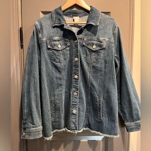 Chico’s denim jacket. Size 3 (16/18-XL). Like new.